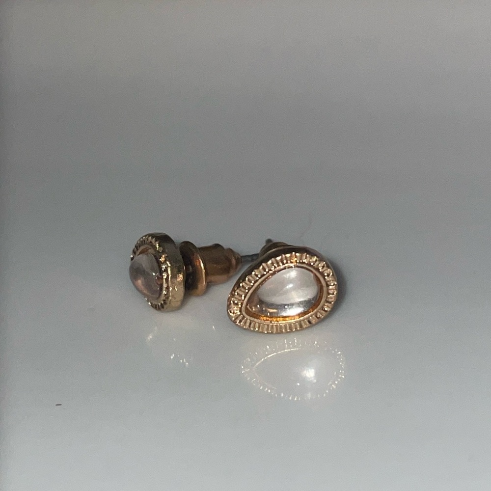 Tear drop studs
